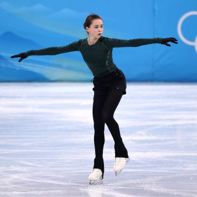 Які модні тенденції у спортивному одязі вибрати для фігурного катання?