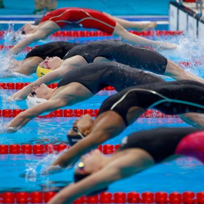 Волны успеха: выбираем спортивную одежду для плавания