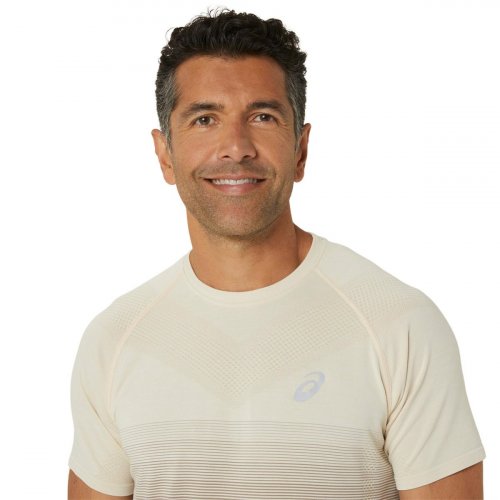 Футболка ASICS SEAMLESS SS TOP муж. бежевый S