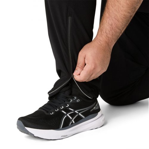 Штани ASICS CORE WOVEN PANT чол. чорний S