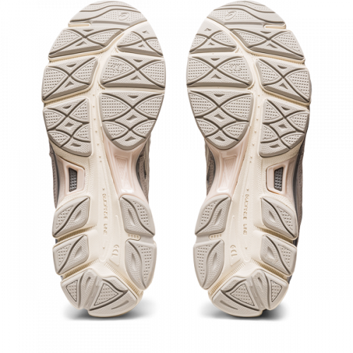 Кросівки ASICS GEL-NYC чол. бежевий 9