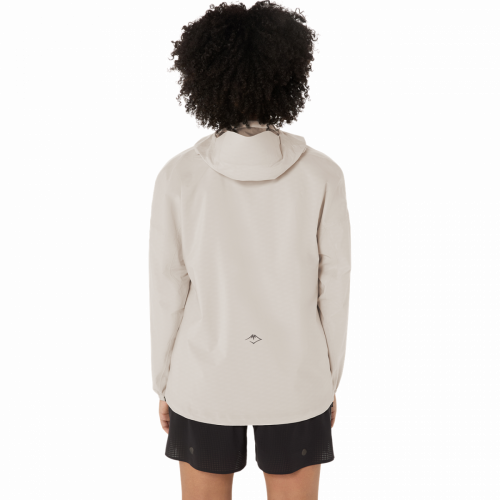 Куртка ASICS FUJITRAIL ELITE WATERPROOF JACKET жен. белый M