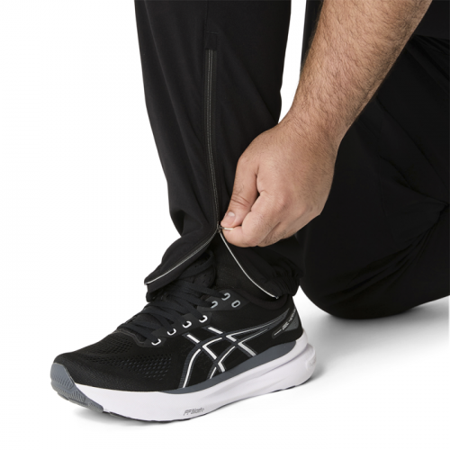 Брюки ASICS ASICS CORE WOVEN PANT муж. черный M