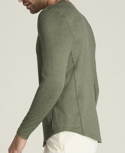 Кофта Wilson муж. EVERYDAY PERFORMANCE LS TEE VETIVER оливковый SM