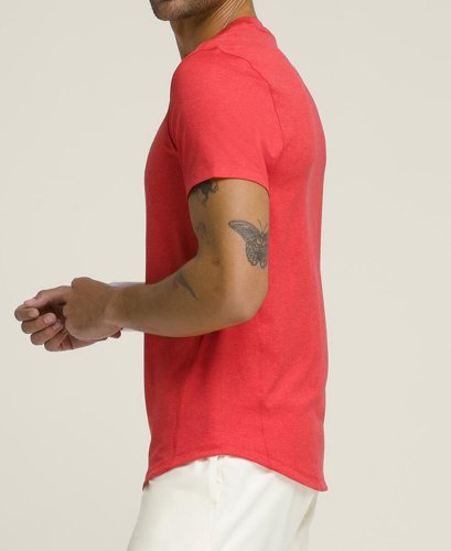 Футболка Wilson муж. EVERYDAY PERFORMANCE TEE INFRARED красный MD