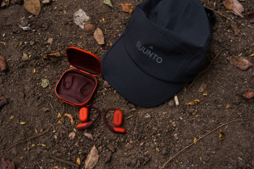 Наушники SUUNTO SPARK CORAL ORANGE оранжевый/черный